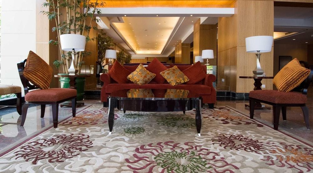 Aston Manado Hotel Exterior foto